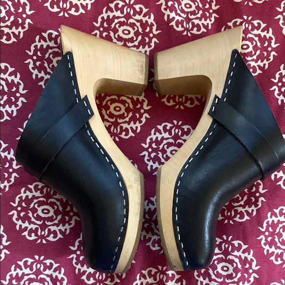 Swedish Hasbeens Black Leather Clogs – Size 39 | Timeless Comfort Mule - Picture 7 of 11